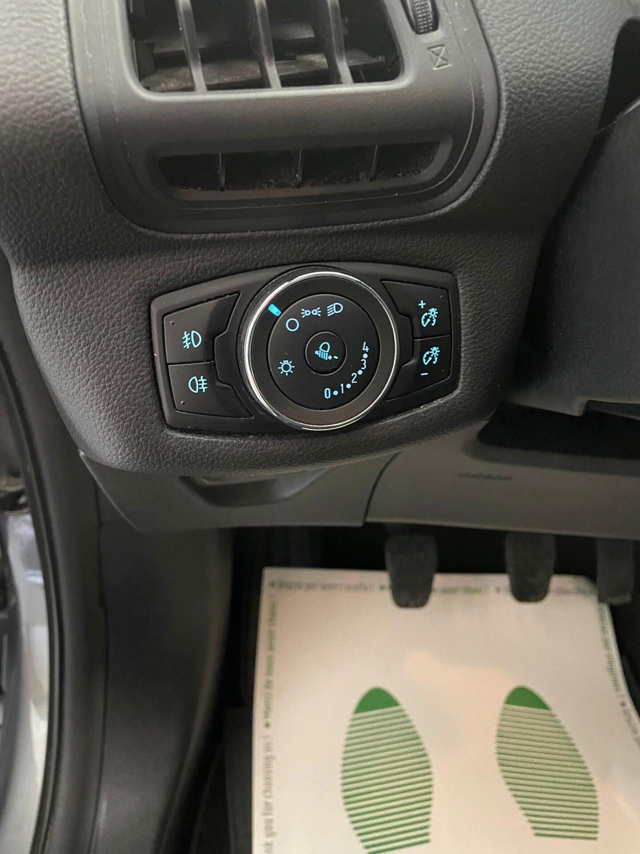 Ford B-Max 1.4 90 CV GPL Titanium