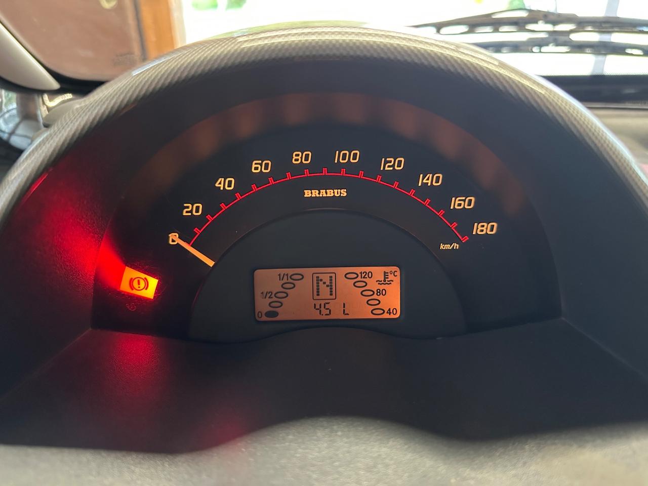 Smart 700 city-coupé allestimento Brabus chiappona