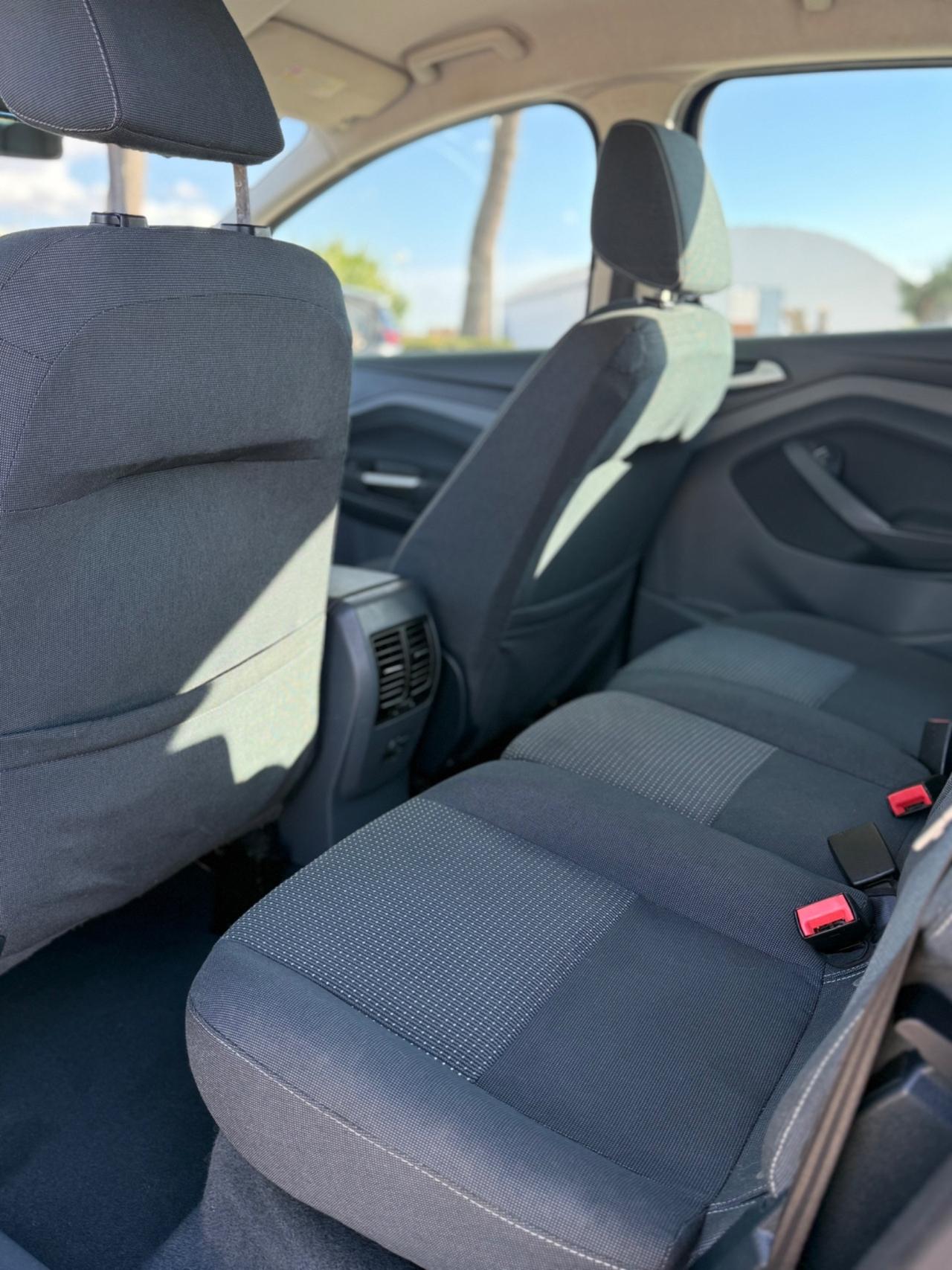 Ford C-Max 1.6 TDCi 95CV Titanium