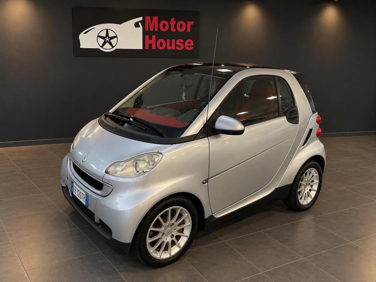 Smart ForTwo 1000 52 kW MHD coupé passion