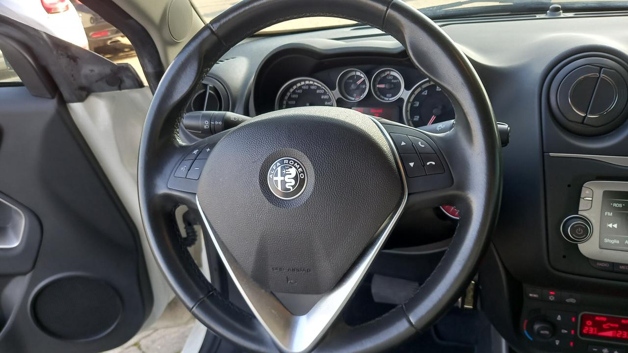 Alfa Romeo MiTo 1.4 T 140 CV M.air S&S TCT Distinctive