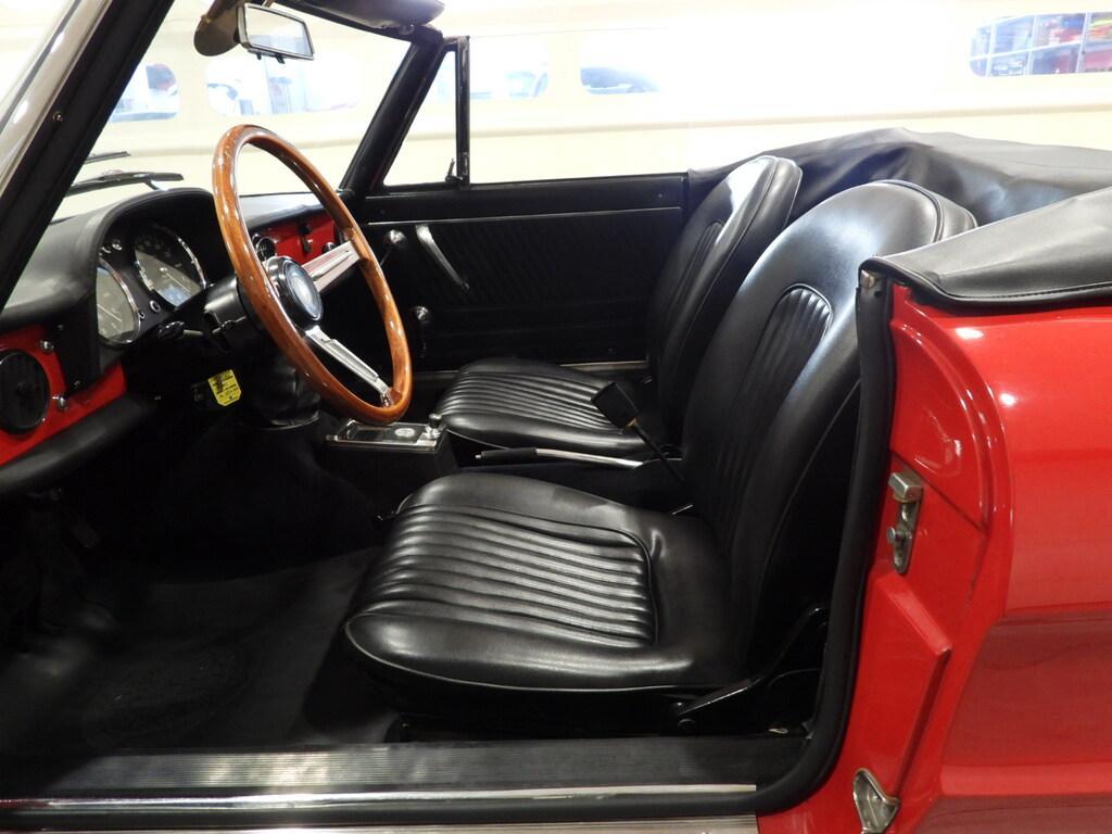 Alfa Romeo Spider 1750 SPIDER VELOCE OSSO DI SEPPIA 105.57