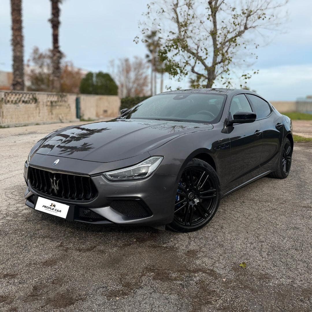 Maserati Ghibli 330 CV MHEV GT