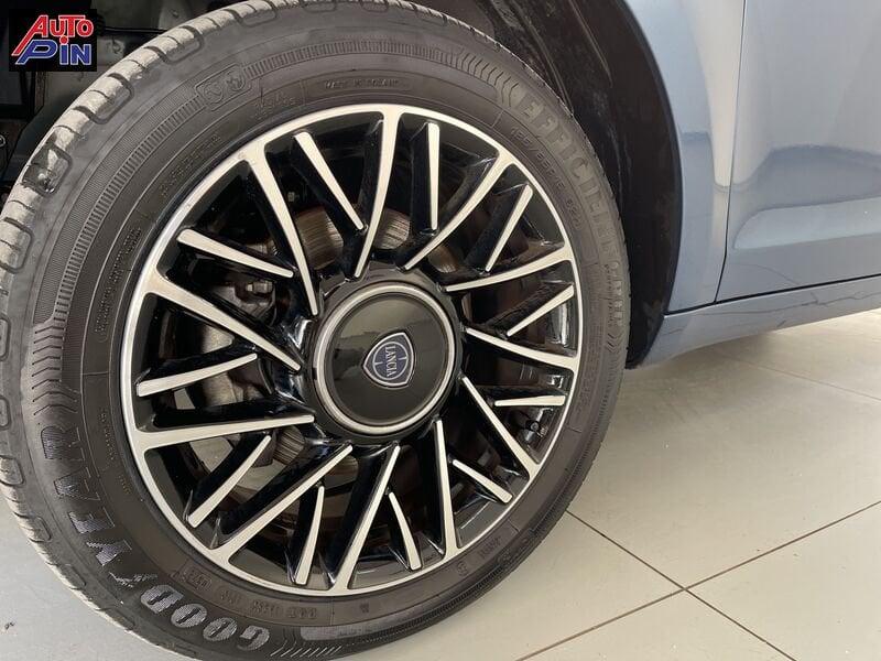 Lancia Ypsilon Ypsilon 1.0 FireFly 5 porte S&S Hybrid Platino