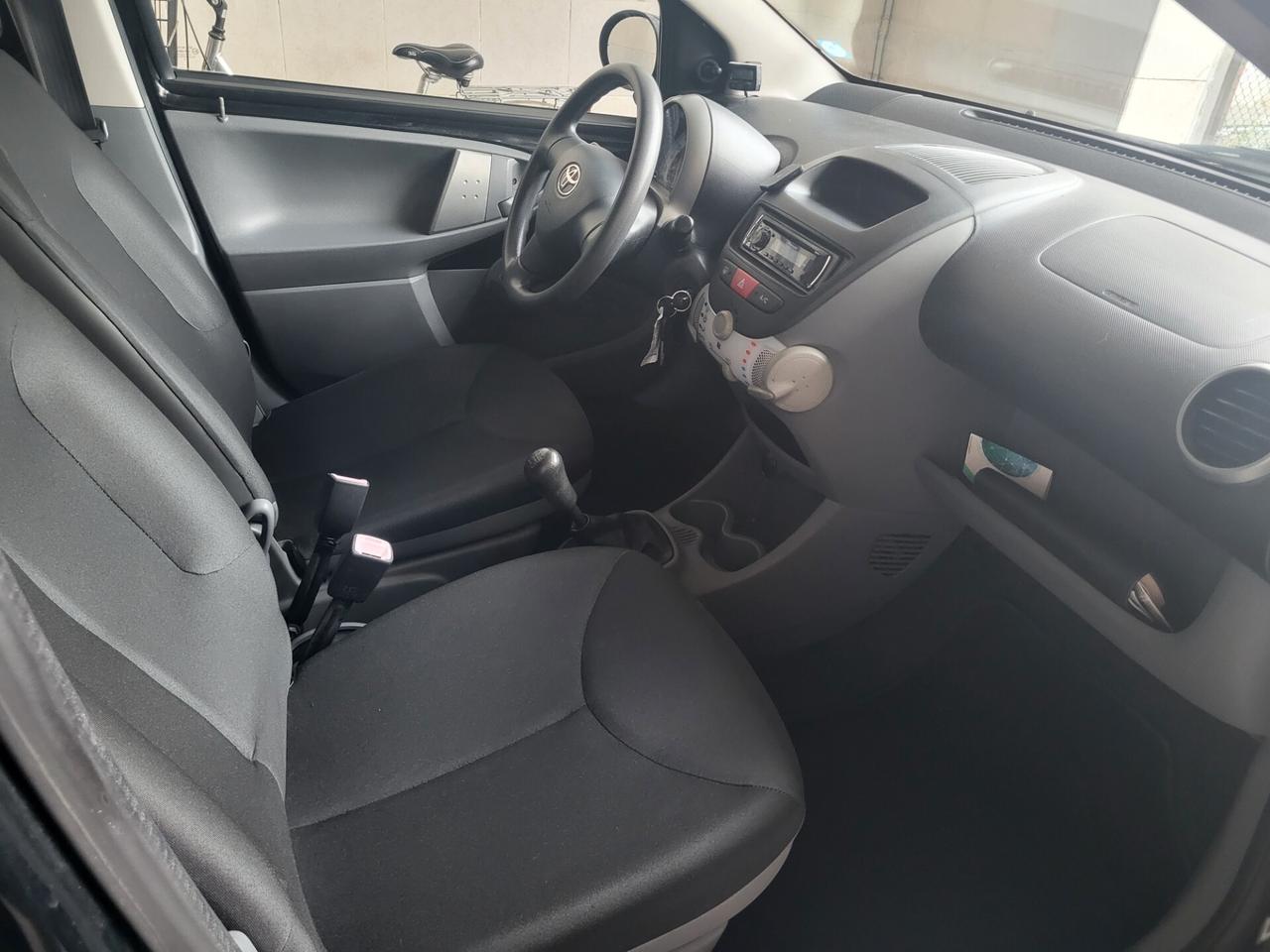 Toyota Aygo 1.0 12V VVT-i 5 porte Now