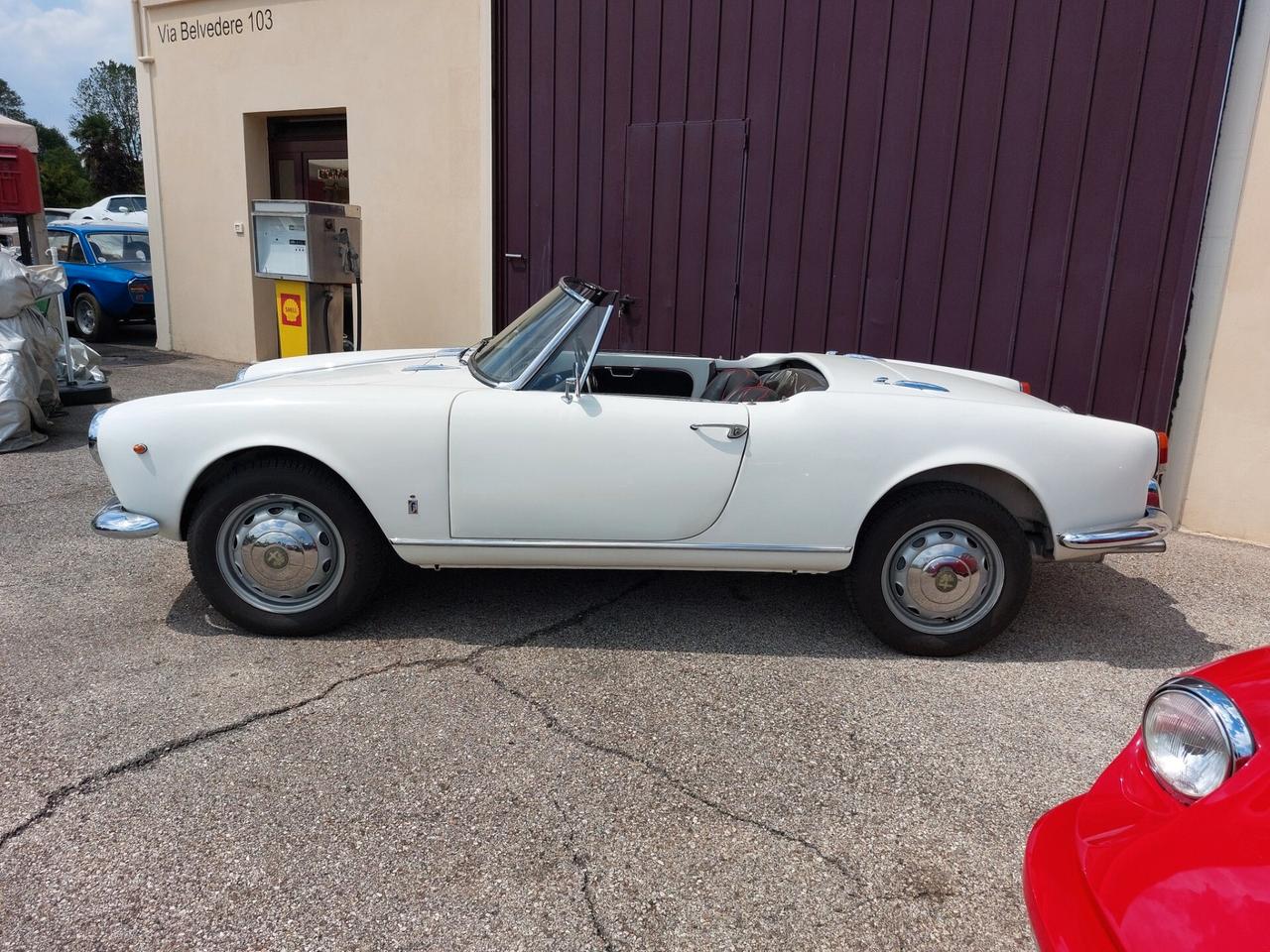 Alfa Romeo Giulietta Spider 1300 del 1960 ( la Seconda Serie )