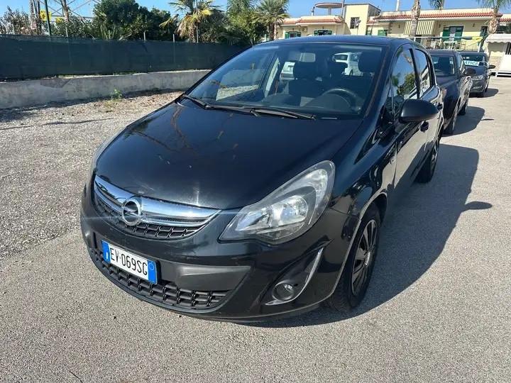 Opel Corsa 1.3 diesel 2014 12 mesi di garanzia