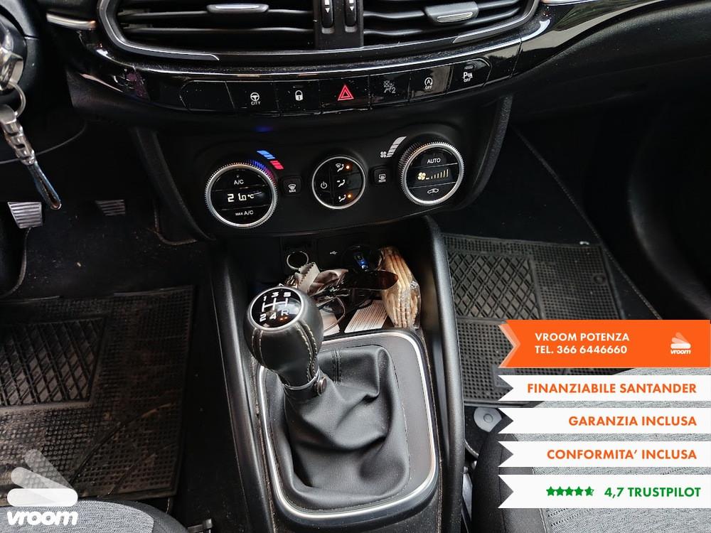 FIAT Tipo (2015-->) Tipo 1.0 5 porte Cross