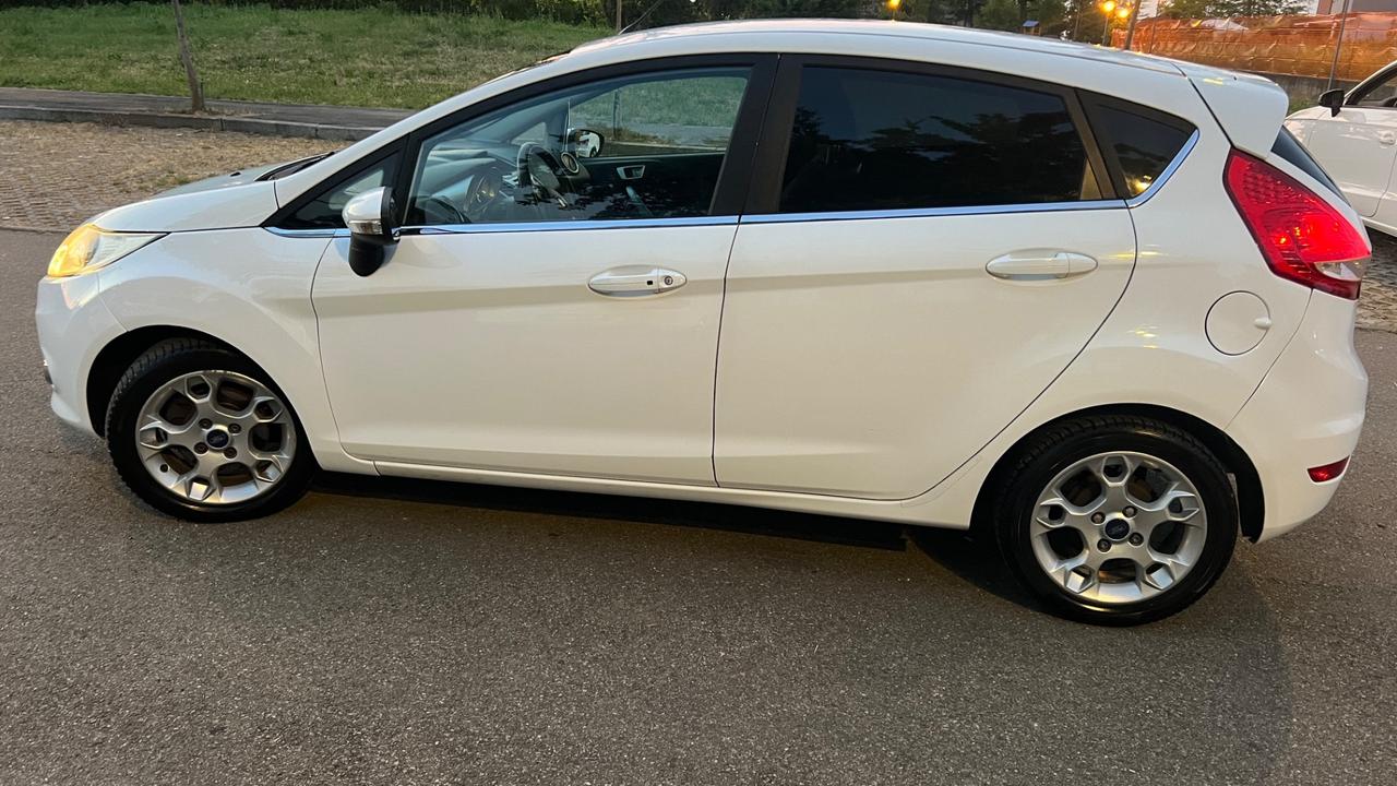 Ford Fiesta 1.4 Benzina/GPL TITANIUM X neopatentati