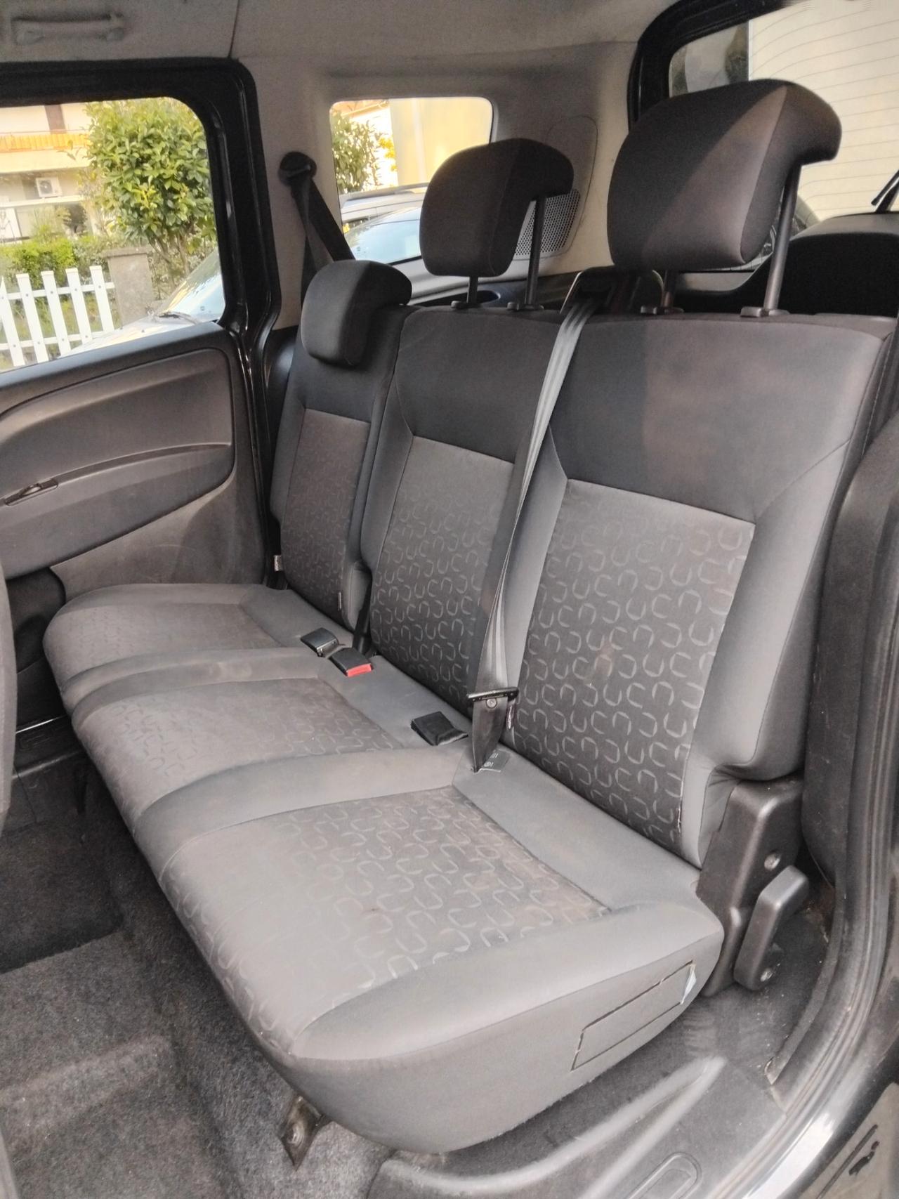Fiat Doblo Doblò 1.6 MJT 16V 105 cv emotion