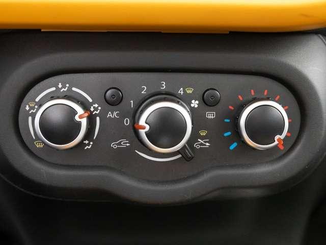 Renault Twingo Twingo III 2019 0.9 tce Intens 95cv edc