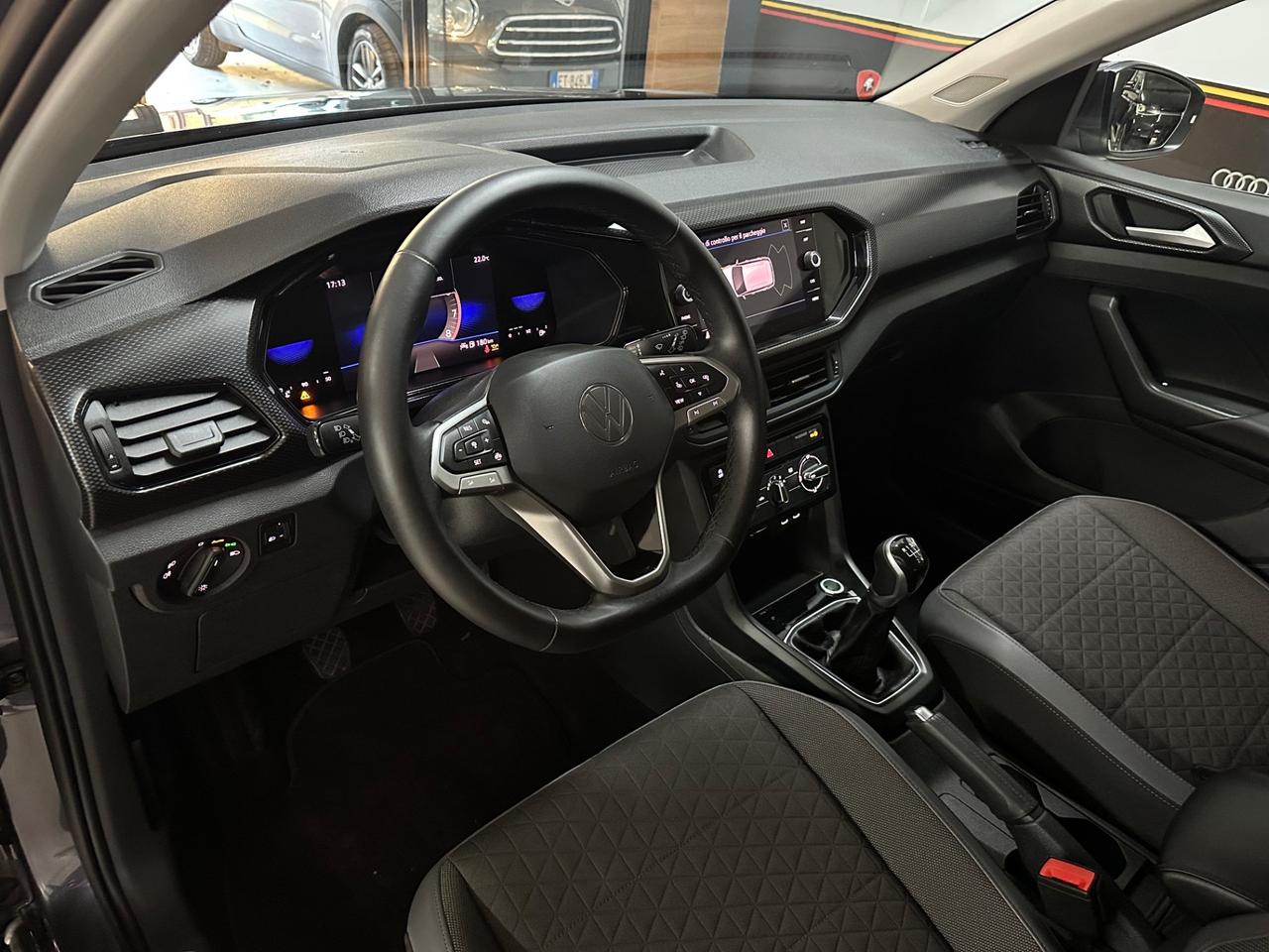 Volkswagen T-Cross 1.0 TSI Sport