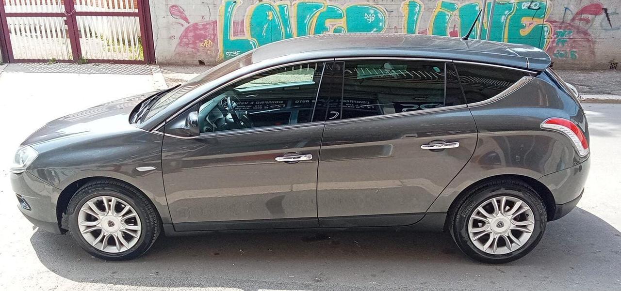 Lancia Delta 1.6 MJT DPF Gold