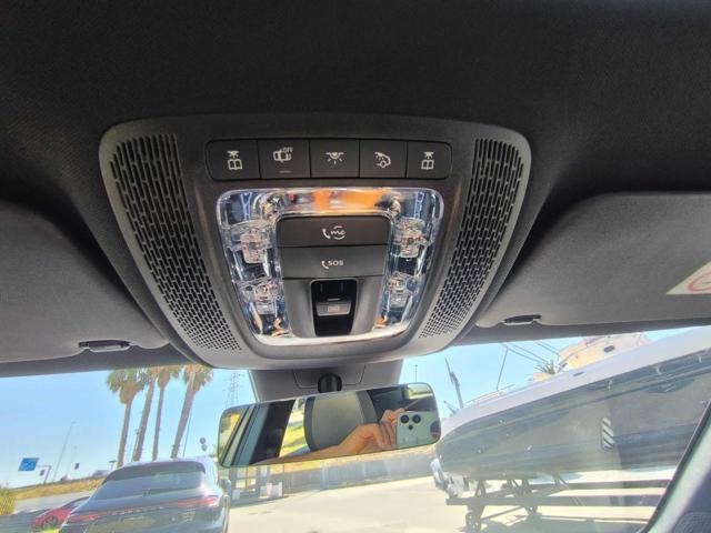 MERCEDES-BENZ A 180 d Sport