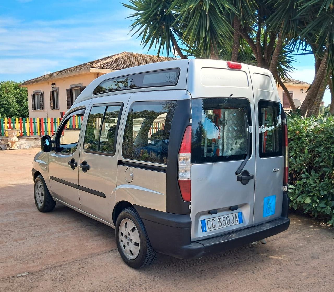 Fiat Doblo 1.6i TETTO ALTO TRASPORTO DISABILI