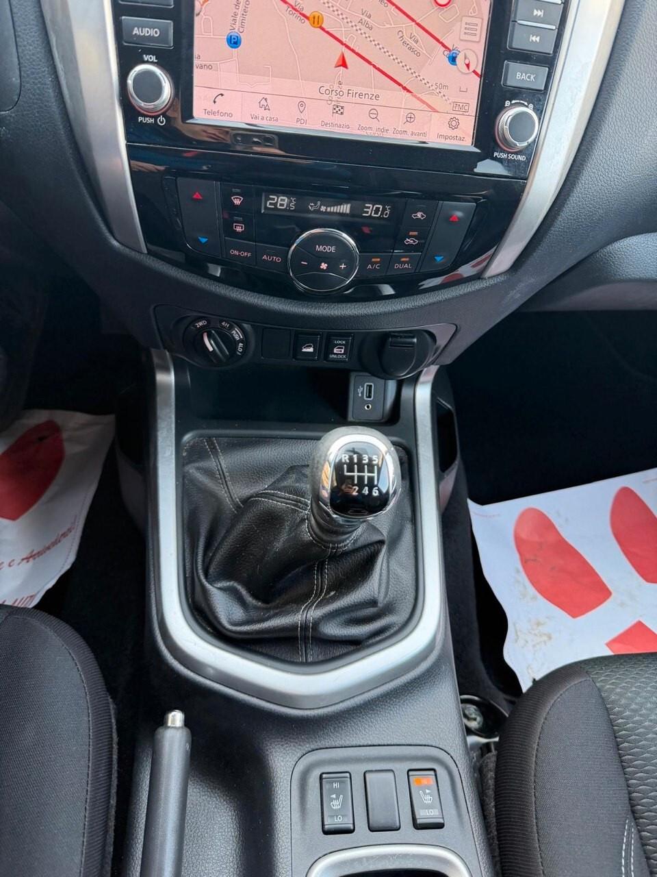 Nissan Navara 2.3 dCi 4WD King Cab Acenta