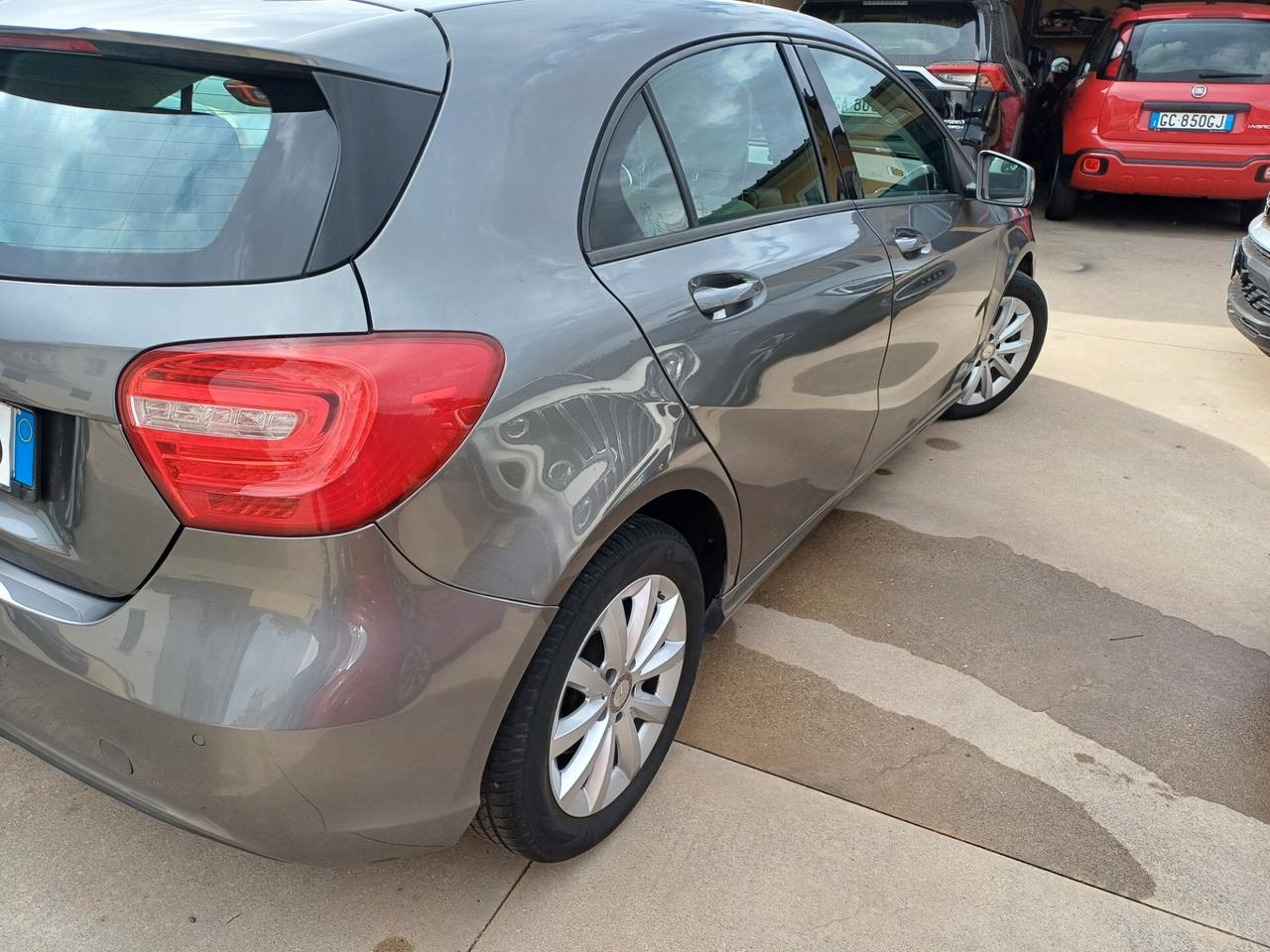 Mercedes-benz A 180 Premium