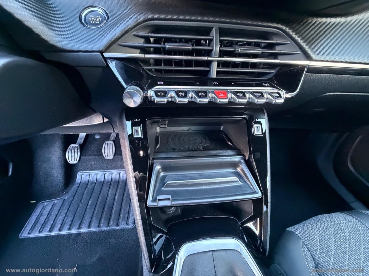 PEUGEOT 2008 PureTech 100 S&S Allure