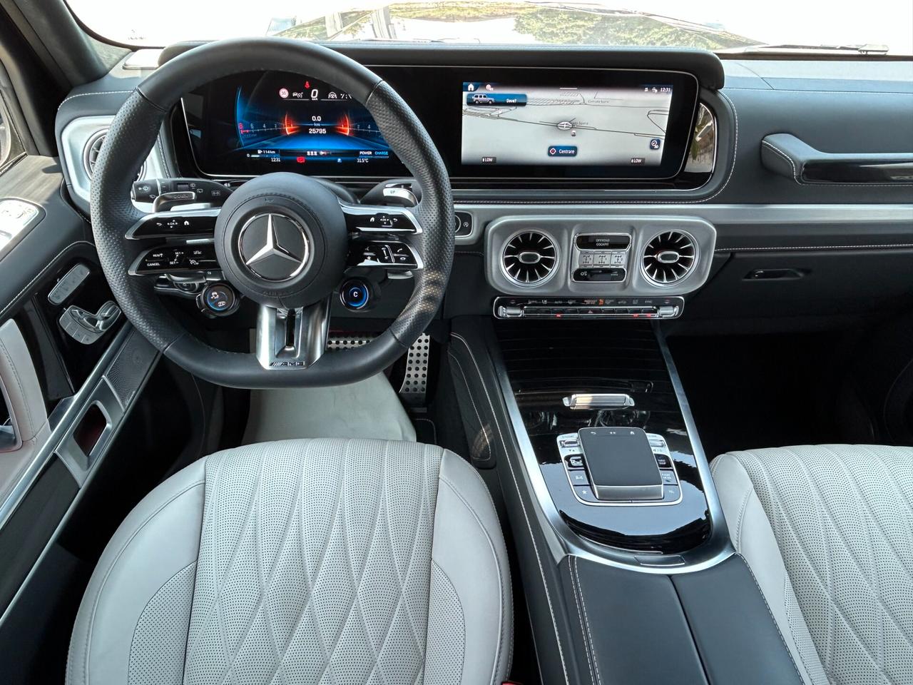 Mercedes-Benz G 63 AMG 585cv auto