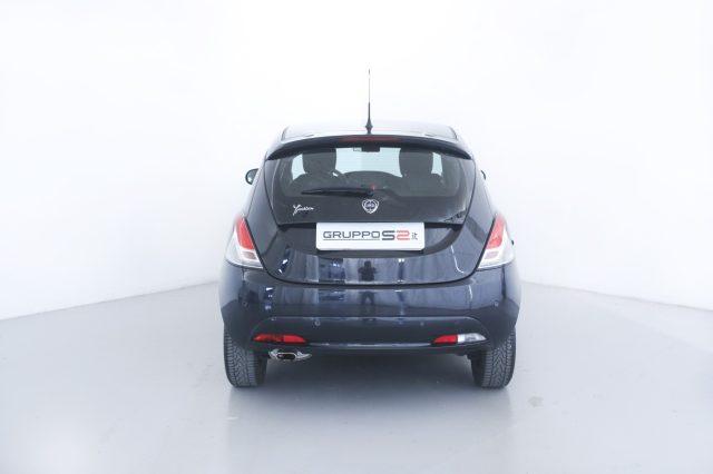 LANCIA Ypsilon 1.2 69 CV 5 porte GPL Ecochic Gold