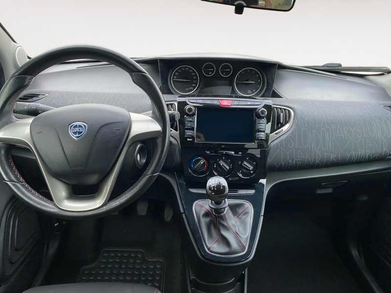 LANCIA Ypsilon 1.2 8v Gold 69cv