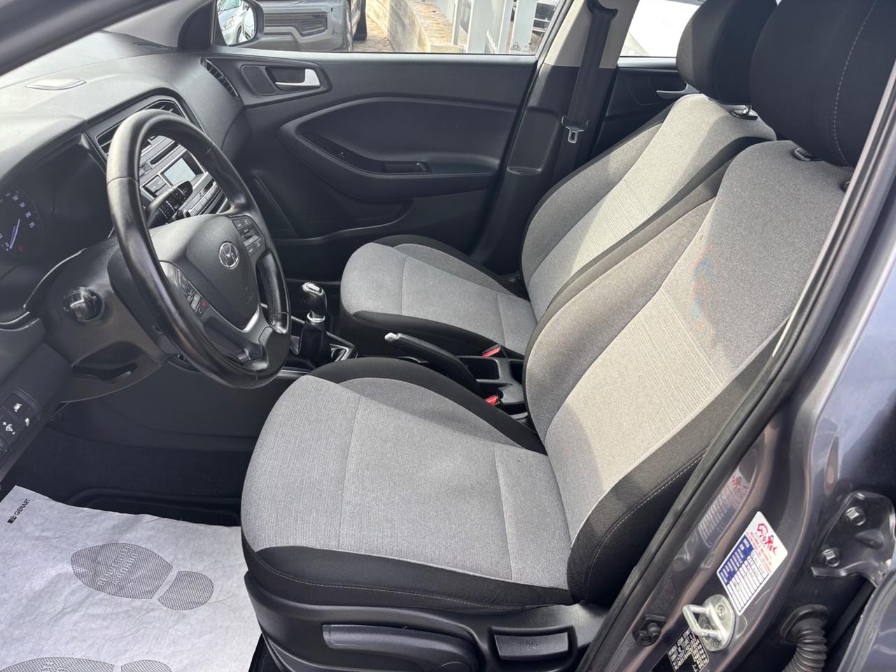 Hyundai i20 1.2 84 CV 5 porte Classic