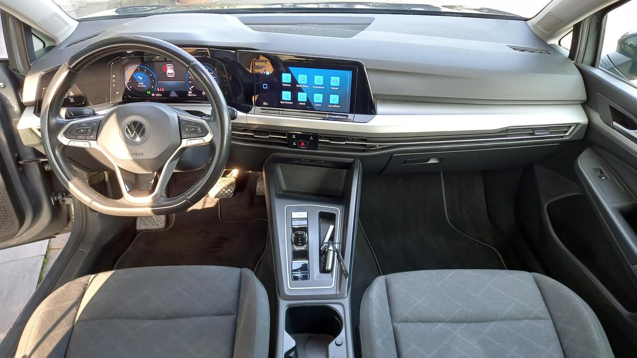 Volkswagen Golf 1.0 eTSI EVO DSG Life