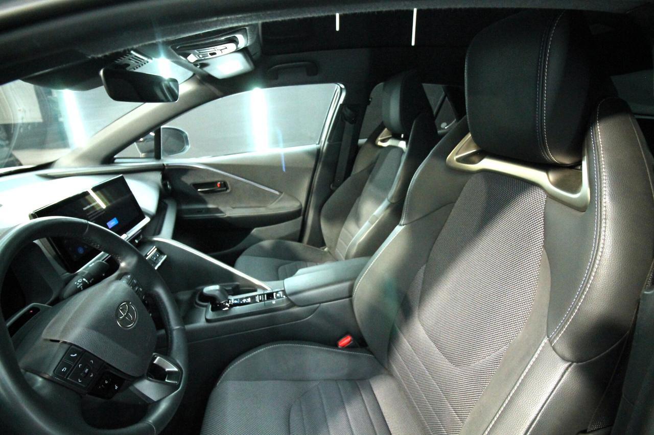 TOYOTA CHR 2.0 152 CV HYBRID LOUNGE
