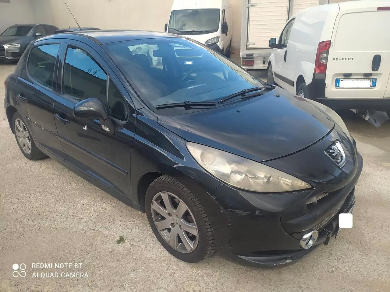 Peugeot 207 1.6 HDi 90CV 5p. XS