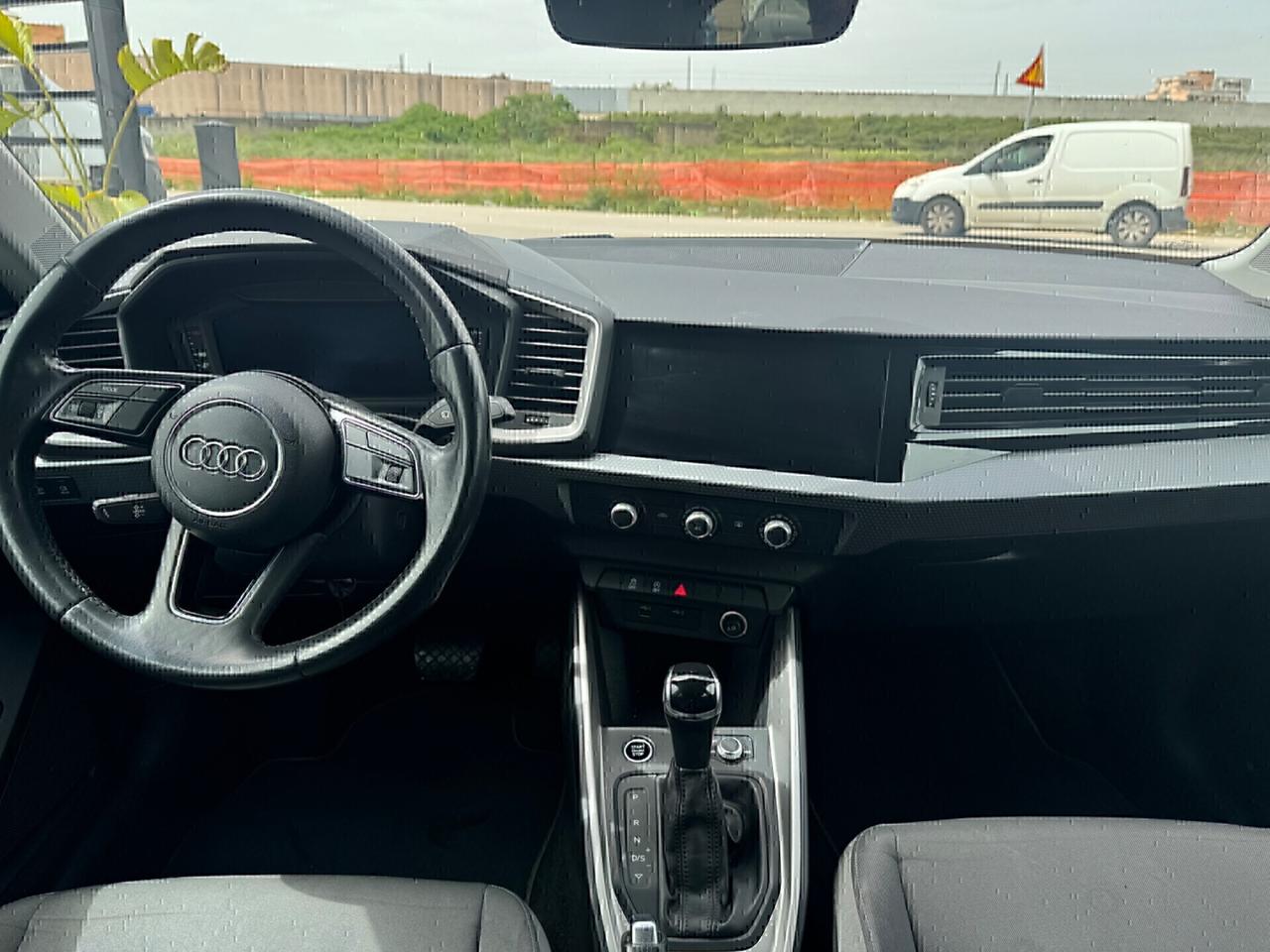 Audi A1 SPB 30 TFSI S tronic line edition