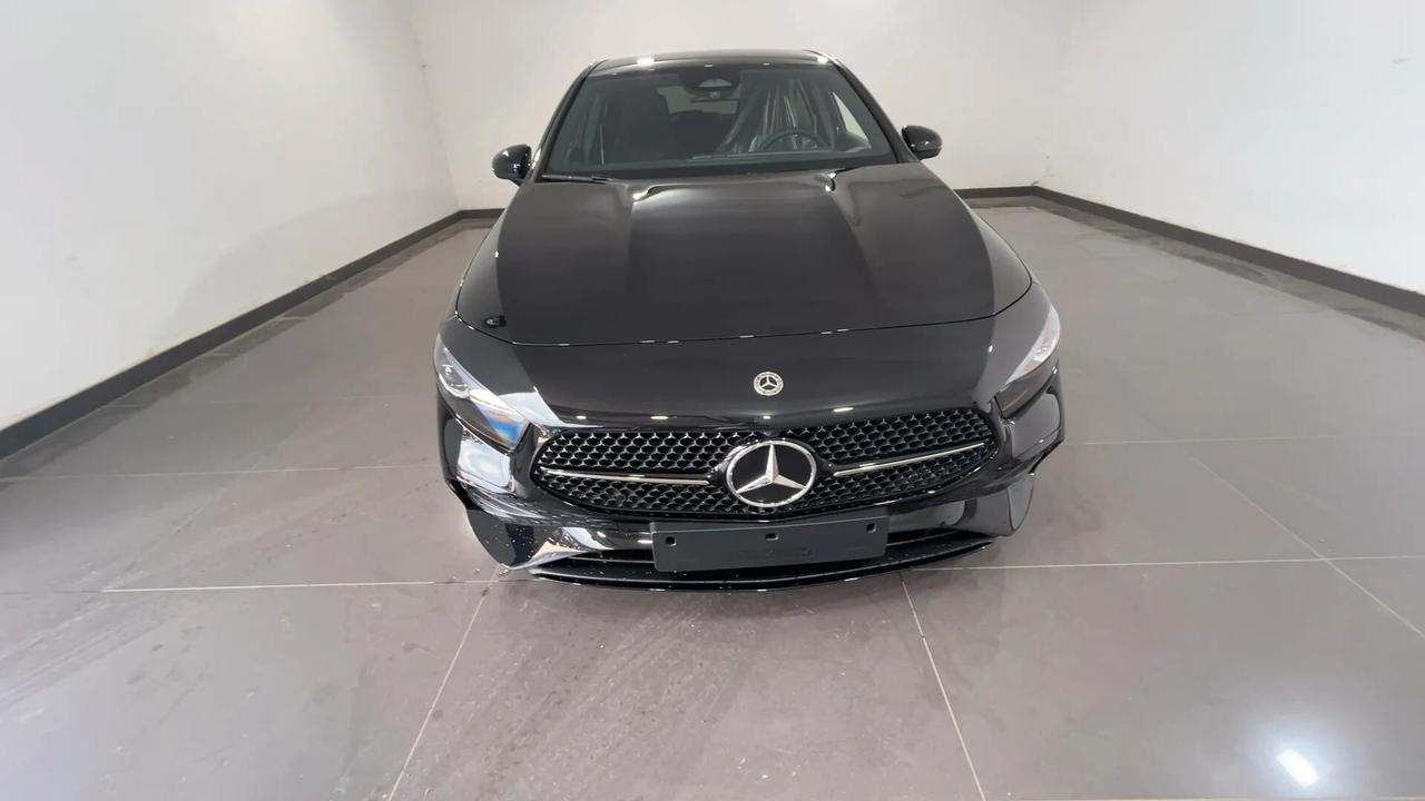 Mercedes-benz A 180 d Automatic AMG Line Premium KM ZERO PRONTA CONS.