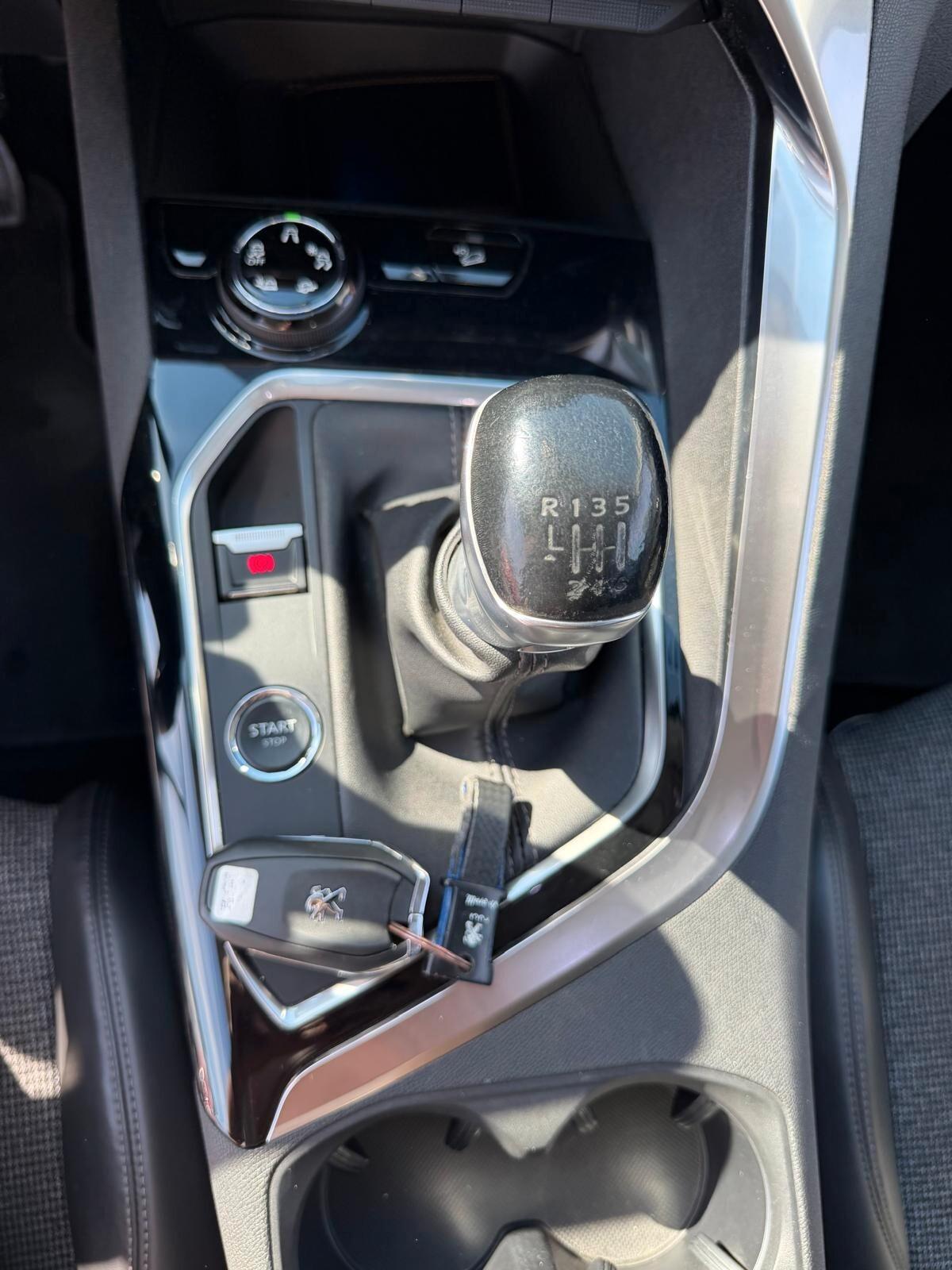 Peugeot 3008 BlueHDi 130 S&S Allure-2018