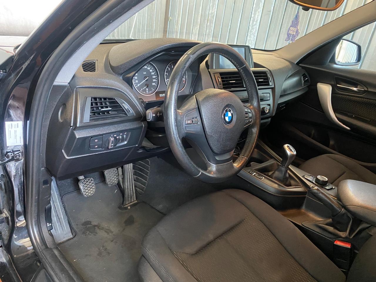 Bmw 116 116i 5p. SPORT COMENUOVA