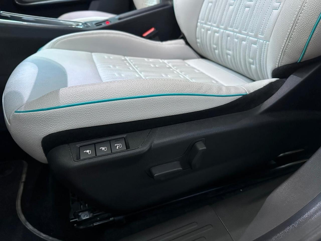 Fiat 600 Hybrid 100 CV DCT MHEV La Prima