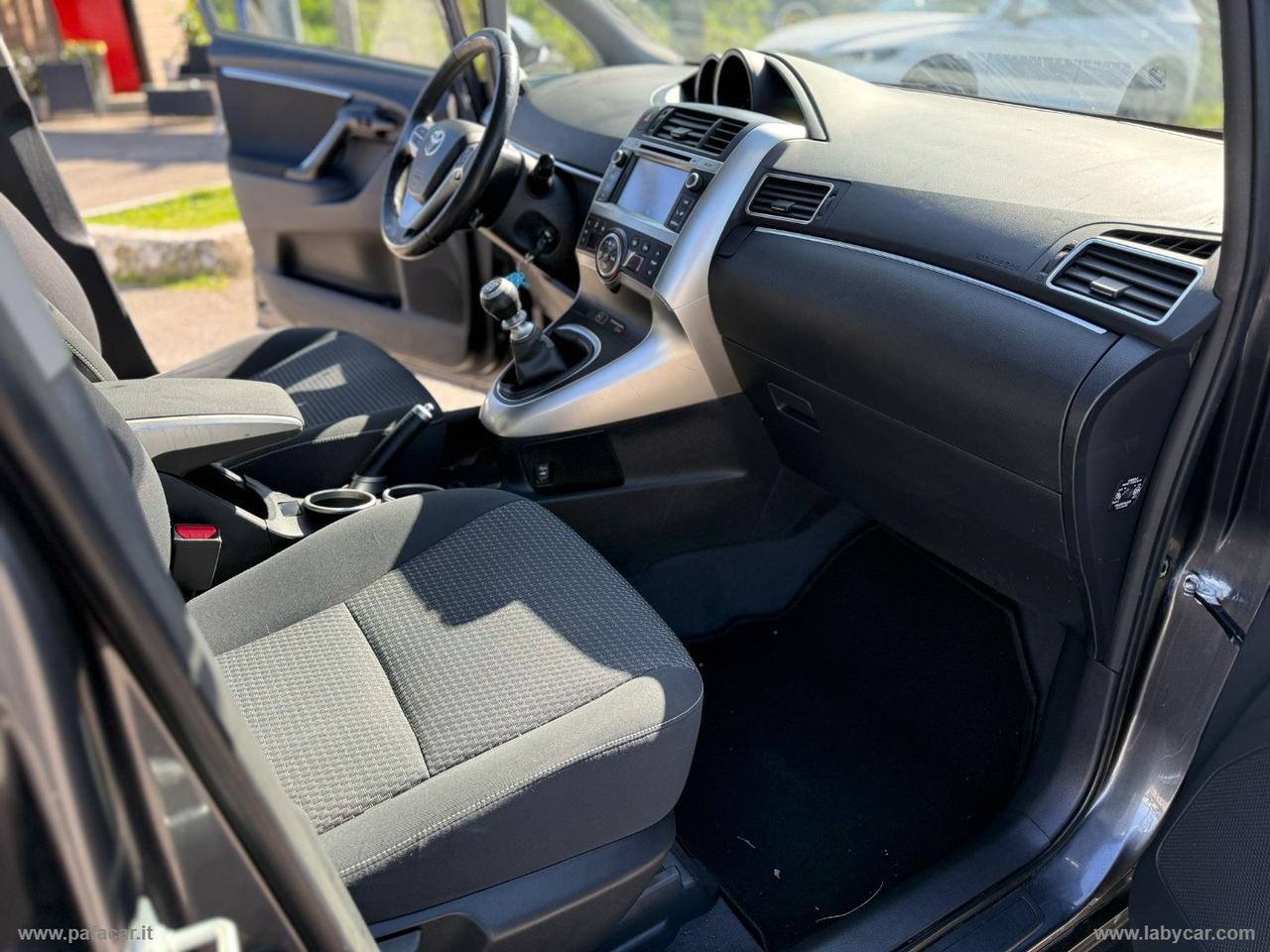 TOYOTA Verso 1.6 D-4D Style 7 posti