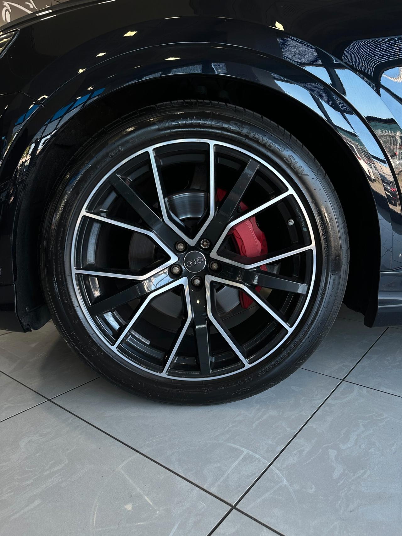 Audi Q8 S-LINE MHEV Cerchi22"+B&O+SospPneumatiche+TettoApribile