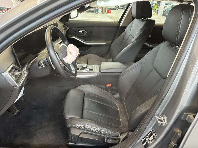 BMW 318 D 48V TOURING BUSINESS ADVANTAGE