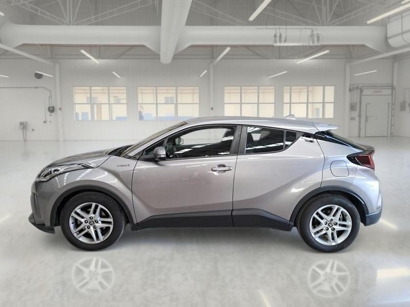 TOYOTA C-HR 1.8H 98CV E-CVT Business