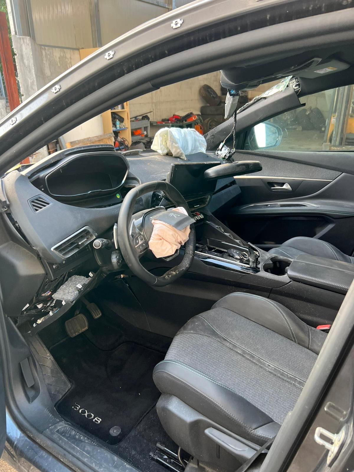 Peugeot 3008 BlueHDi 130 S&S EAT8 Allure Pack