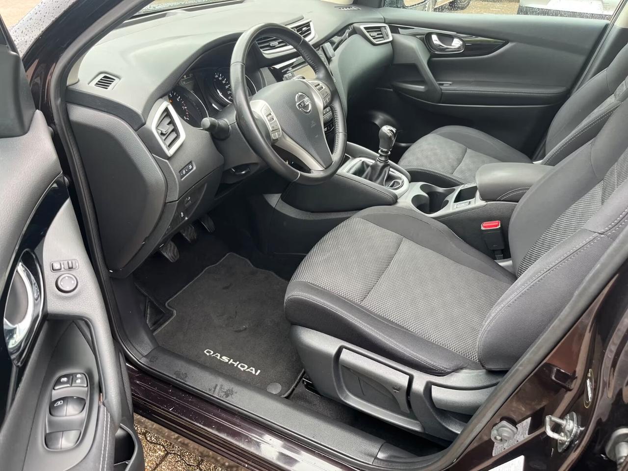 Nissan Qashqai 1.2 DIG-T N-Connecta