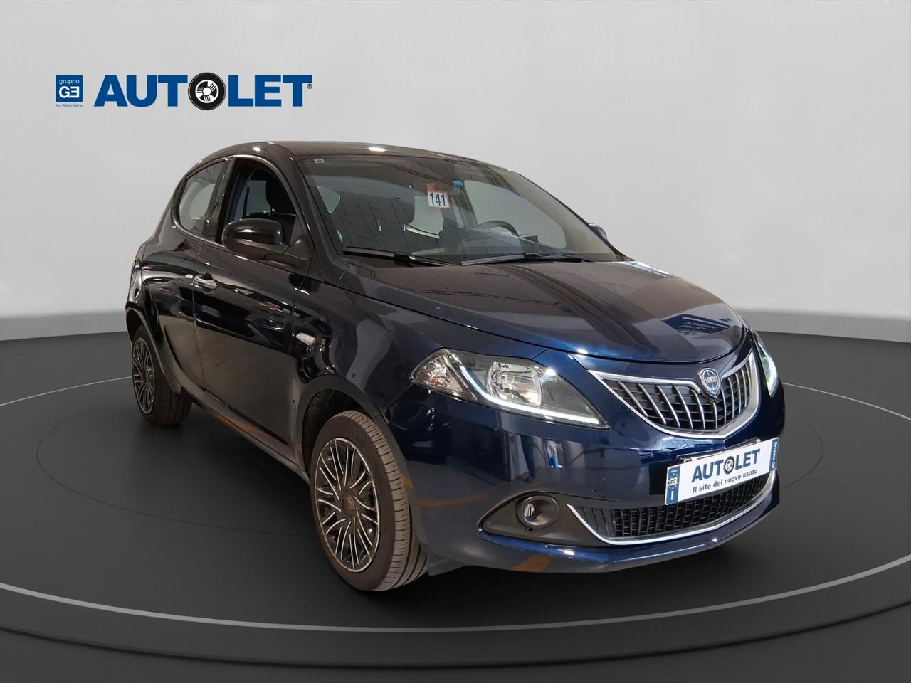Lancia Ypsilon 1.0 FireFly 5 porte S&S Hybrid Ecochic Silver
