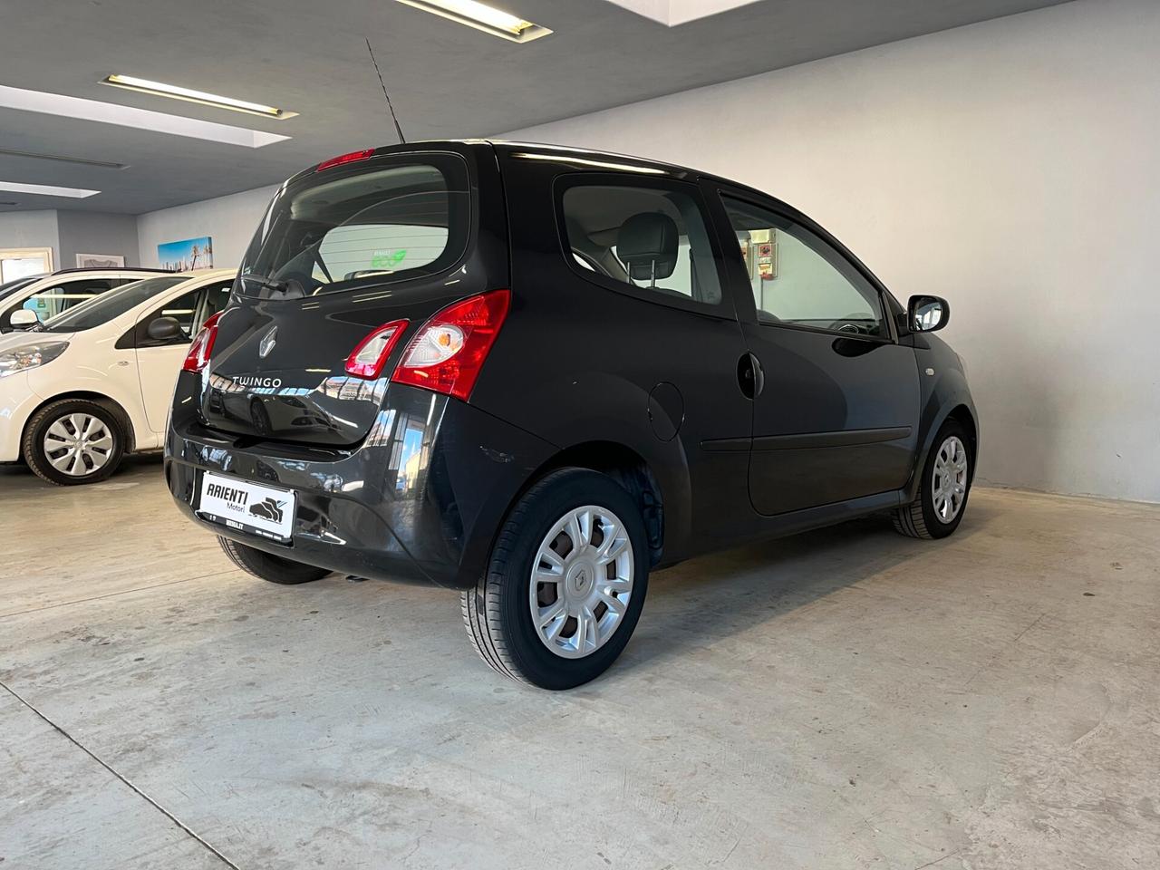 Renault Twingo 1.2cc LIVE 75cv - OK NEOPATENTATI