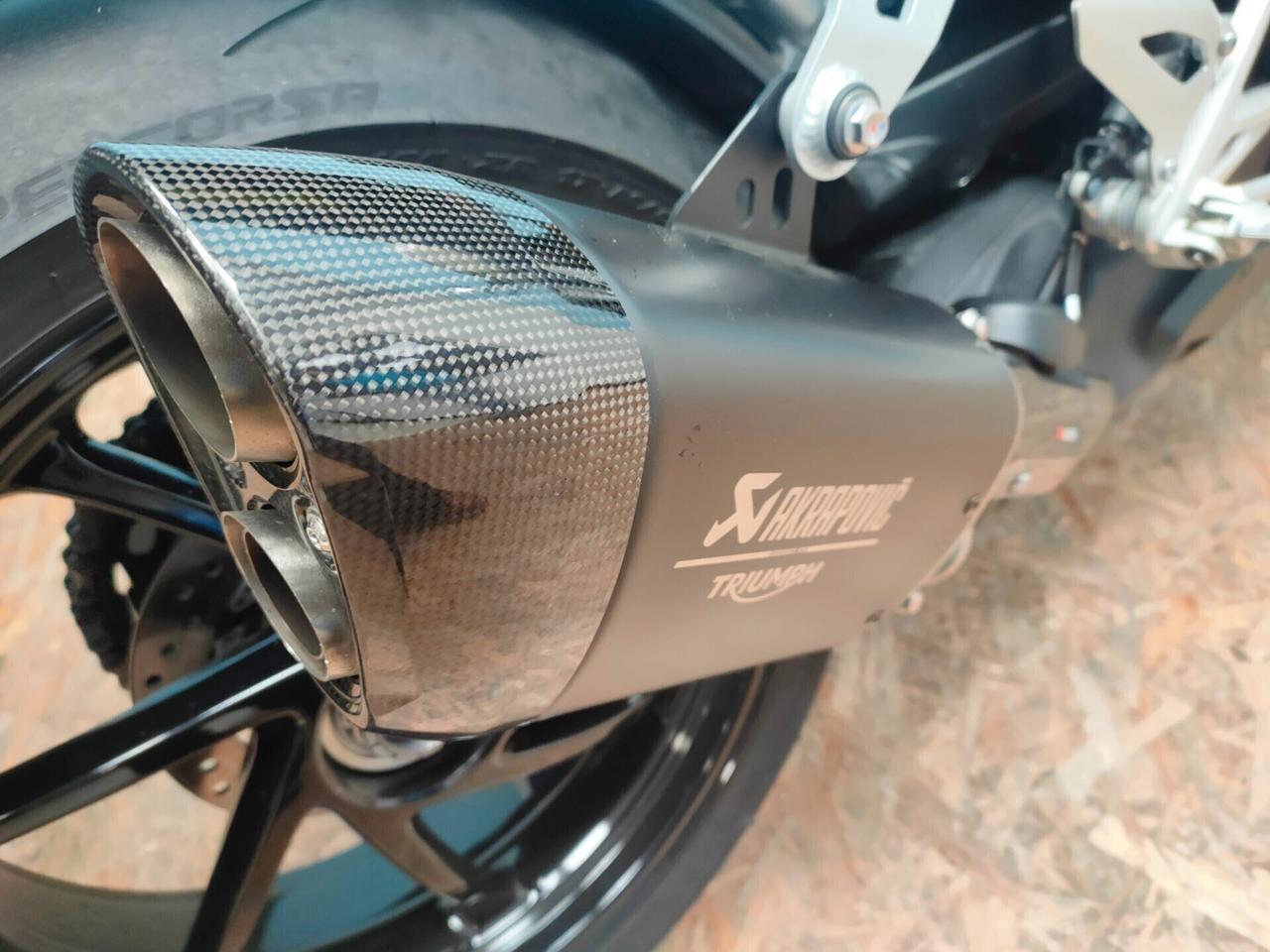 Triumph Speed Triple 1200 RS 4 anni di garanzia ufficiale