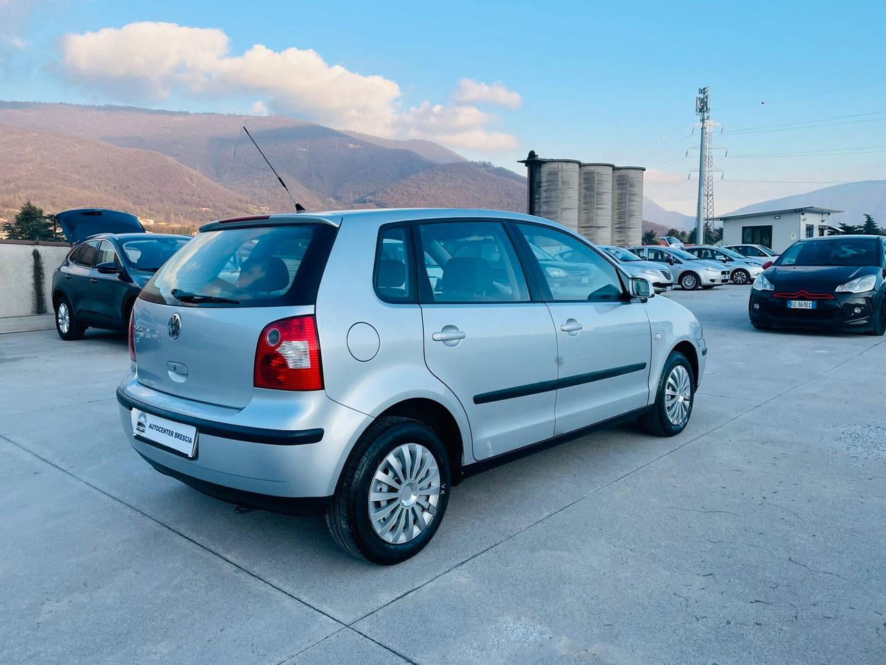 VOLKSWAGEN POLO 4A SERIE 5 PORTE ADATTA NEOPATENTATI