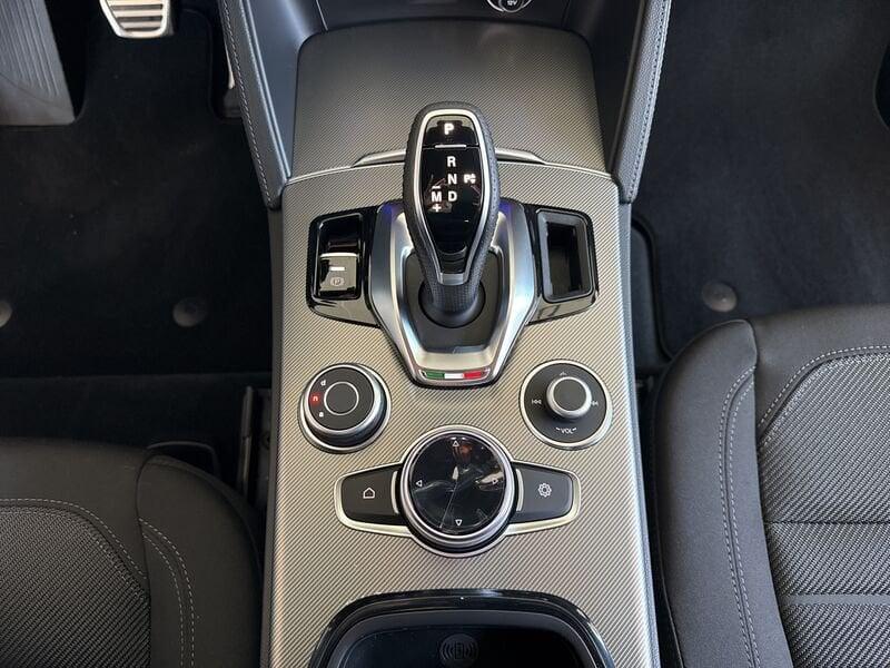 Alfa Romeo Stelvio 2.2 Turbodiesel 160 CV AT8 RWD Sprint