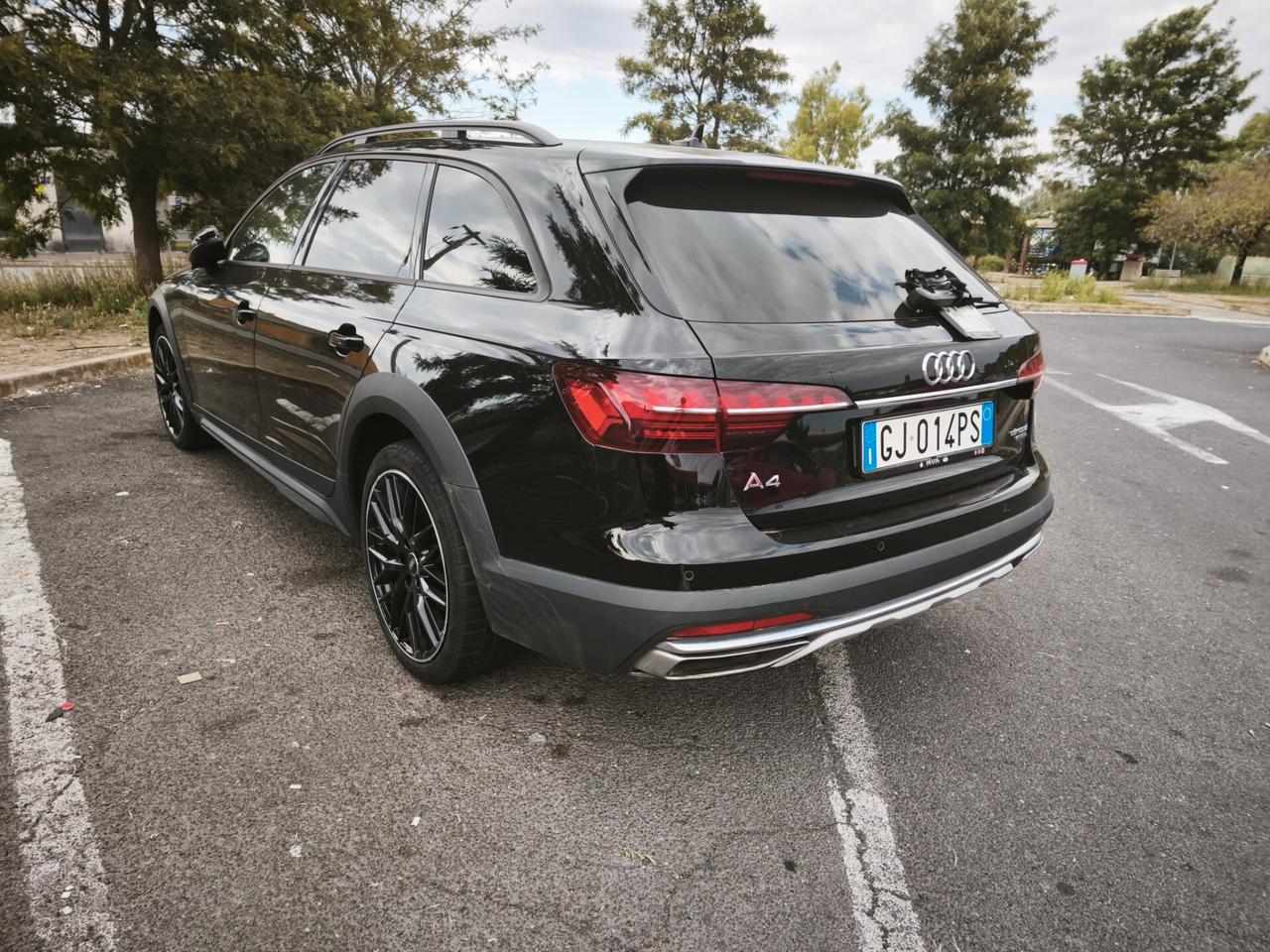 Audi A4 allroad 2.0 tdi Quattro S-tronic 204 CV