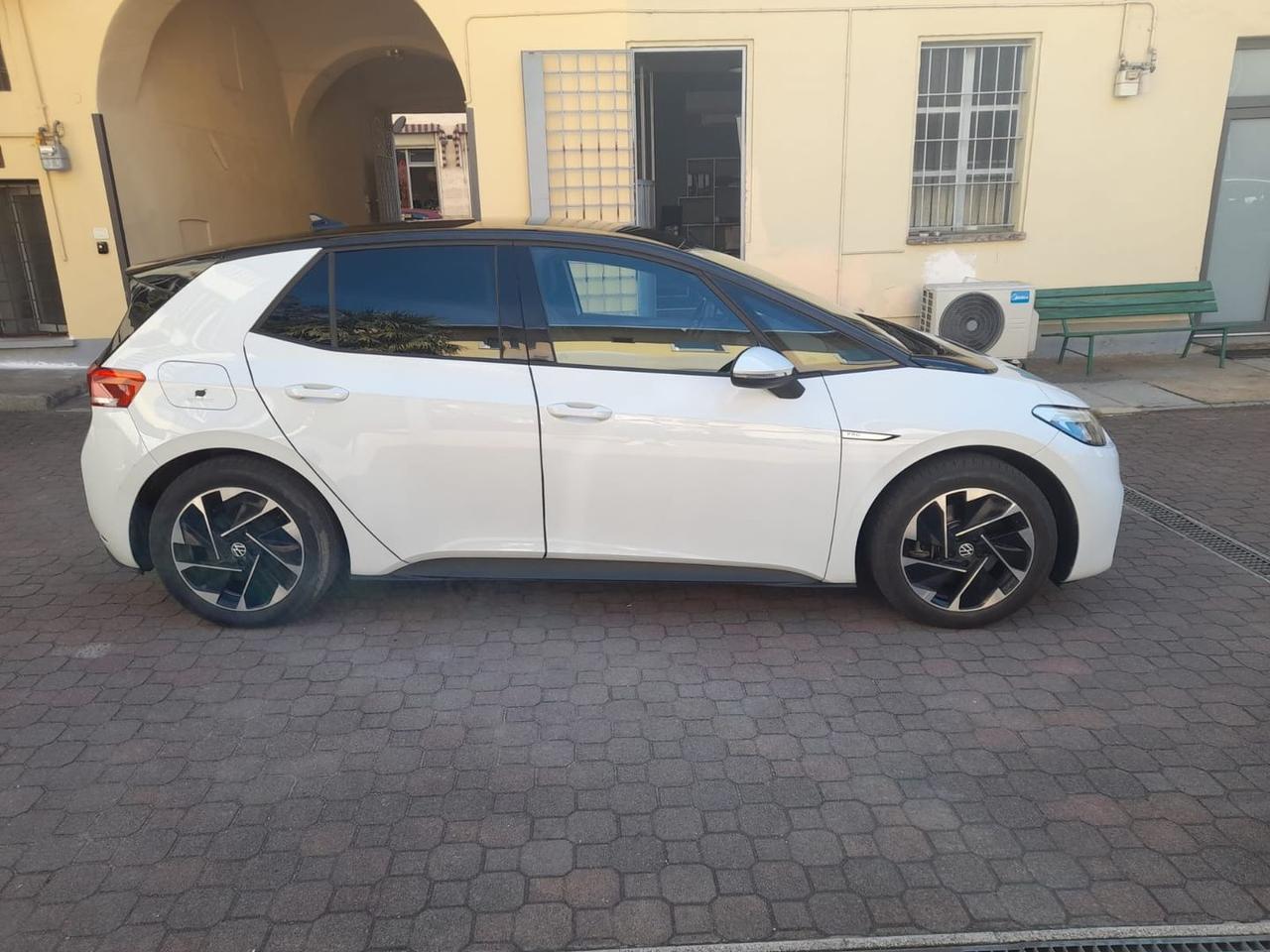 Volkswagen ID.3 Life pro performance 58kwh #11267