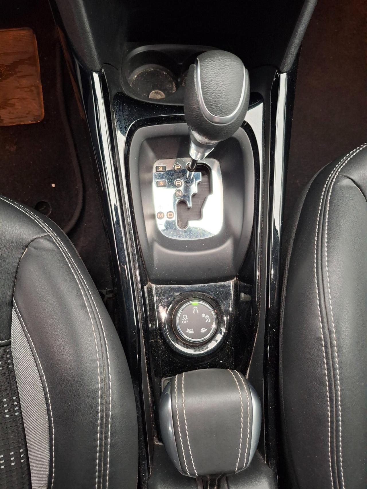 Peugeot 2008 PureTech Turbo 110 S&S Black Matt-AUTOMATICA-