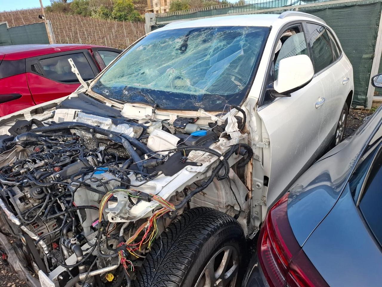 AUDI Q5 QUATTRO S-TRONIC AUT. INCIDENTATA