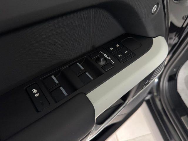 LAND ROVER Defender 110 3.0D I6 250 CV AWD X-DYNAMIC SE *GANCIO*UNIP